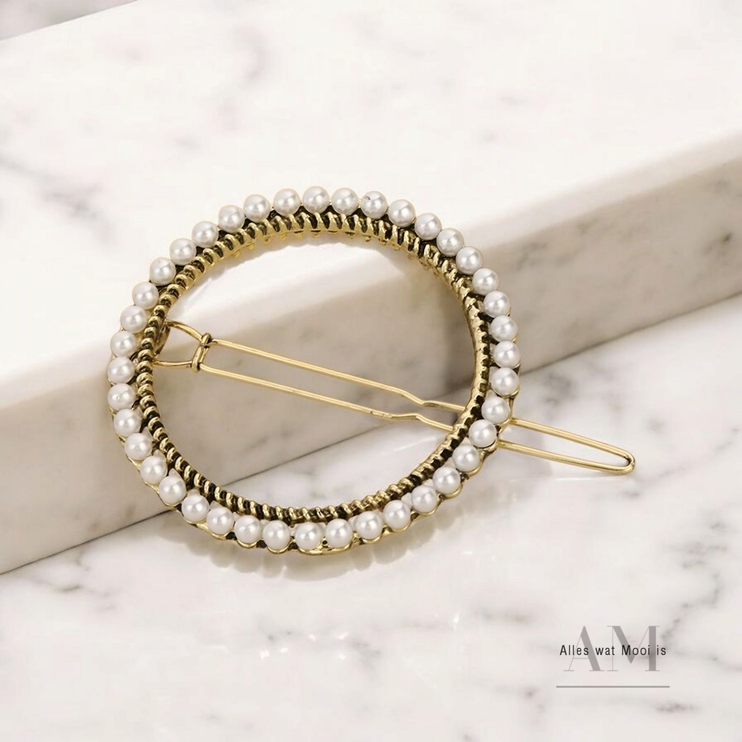 Round Pearl Hair Clip