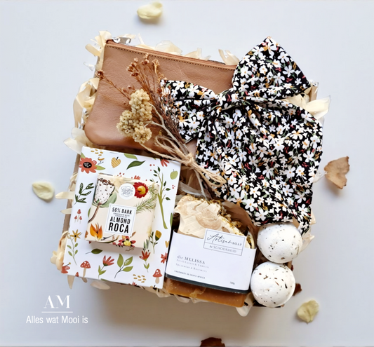The BOTANICAL BLOOM Box